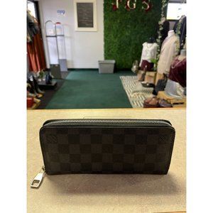Louis Vuitton Black Checkered Clutch